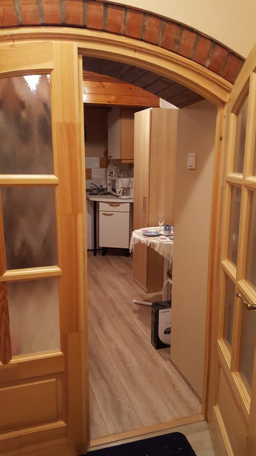 Hangulat Vendeghaz Apartmanok 오라샤자 외부 사진