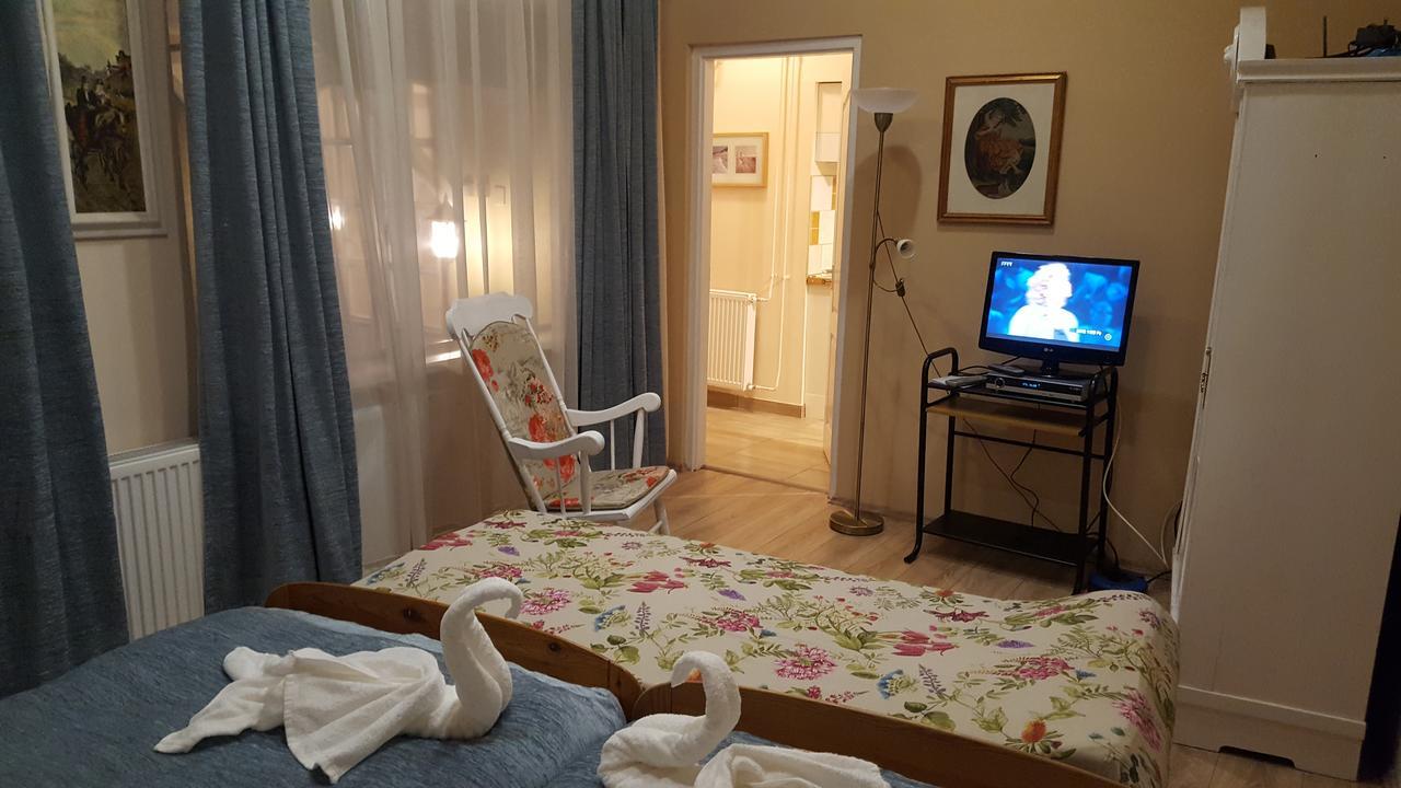 Hangulat Vendeghaz Apartmanok 오라샤자 외부 사진