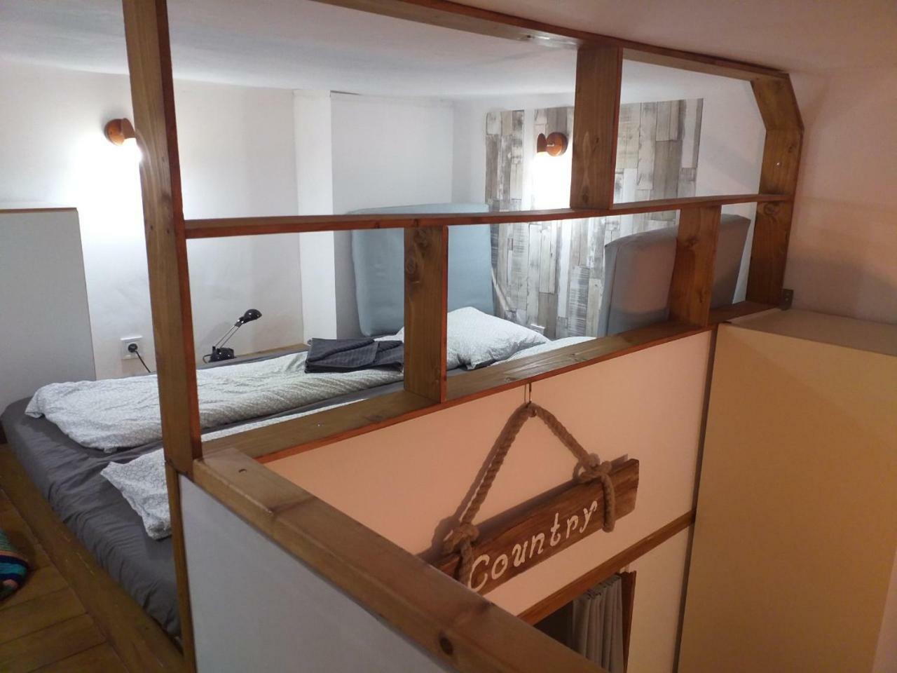 Hangulat Vendeghaz Apartmanok 오라샤자 외부 사진